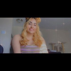 Meet your Posher, Noelia